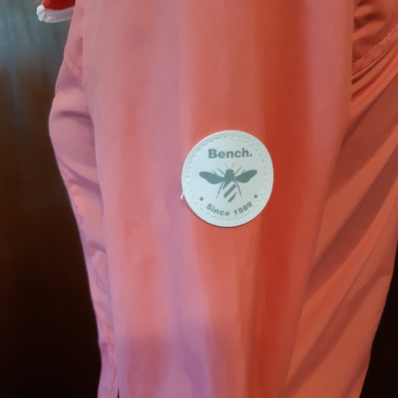 Bench Coral Hooded Windbreaker Size Xs - Picture 4 of 8